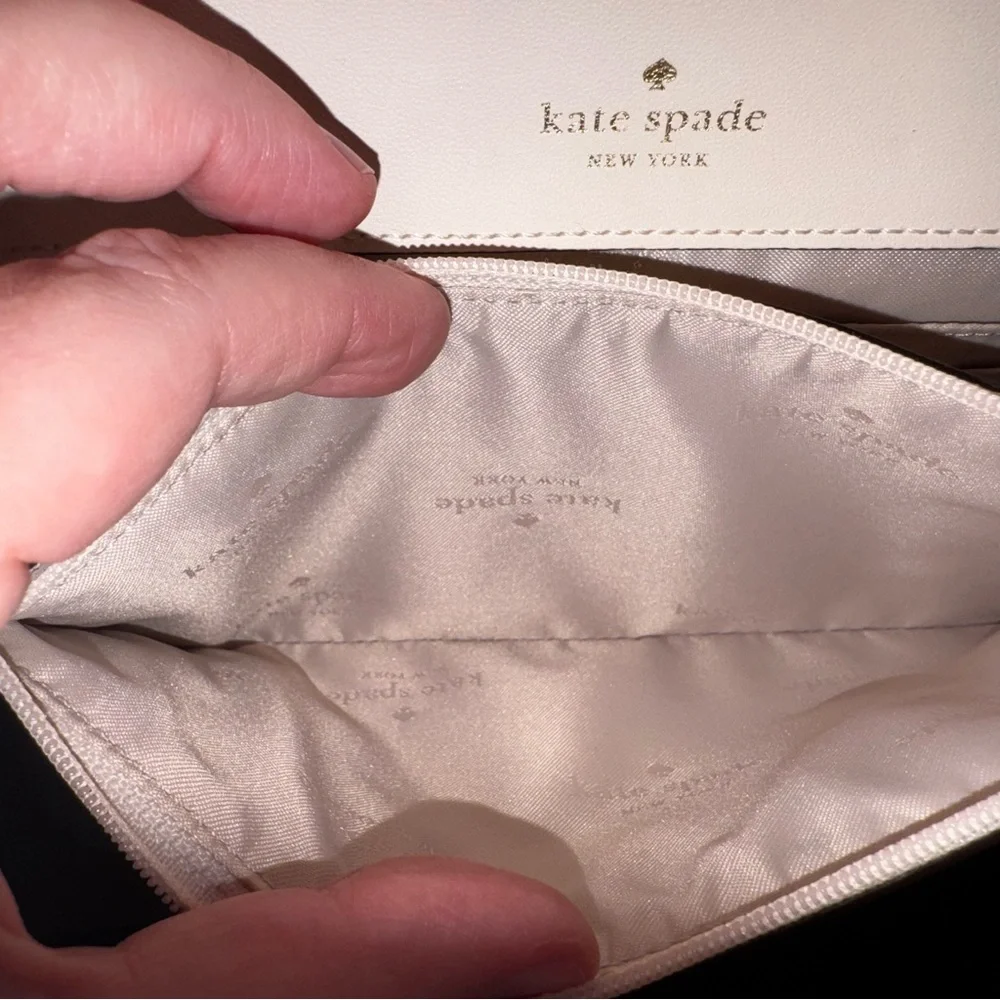Kate Spade Perry White Leather Floral Crossbody Bag - EUC - Retails $239